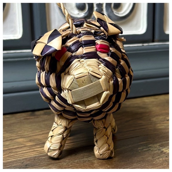Vintage Artisan Woven Pig Purse - Picture 3 of 10